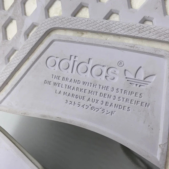 Adidas Boost LHG 029003 Black White Gray Sneakers - Size 10 - Picture 9 of 9